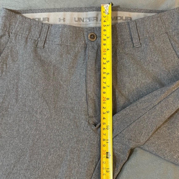 Under Armour Men's Gray Pants
#1208 - Picture 4 of 10